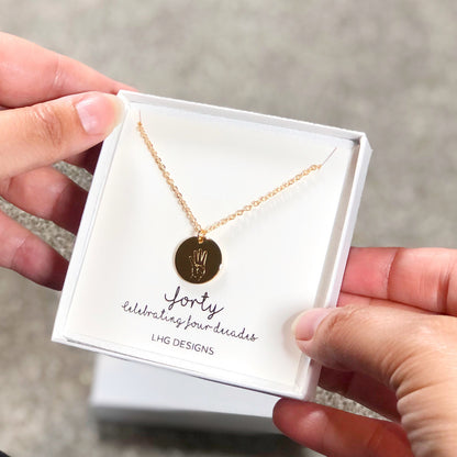 40th birthday gift for her, hand gesture necklace, 40th birthday gift for women, minimalist necklace, 40th birthday gift