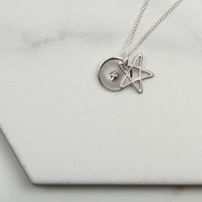 Personalised Silver Star Necklace, Disc pendant necklace, Minimalist Jewellery, Birthday Gift For Her, wife mum friend sister,