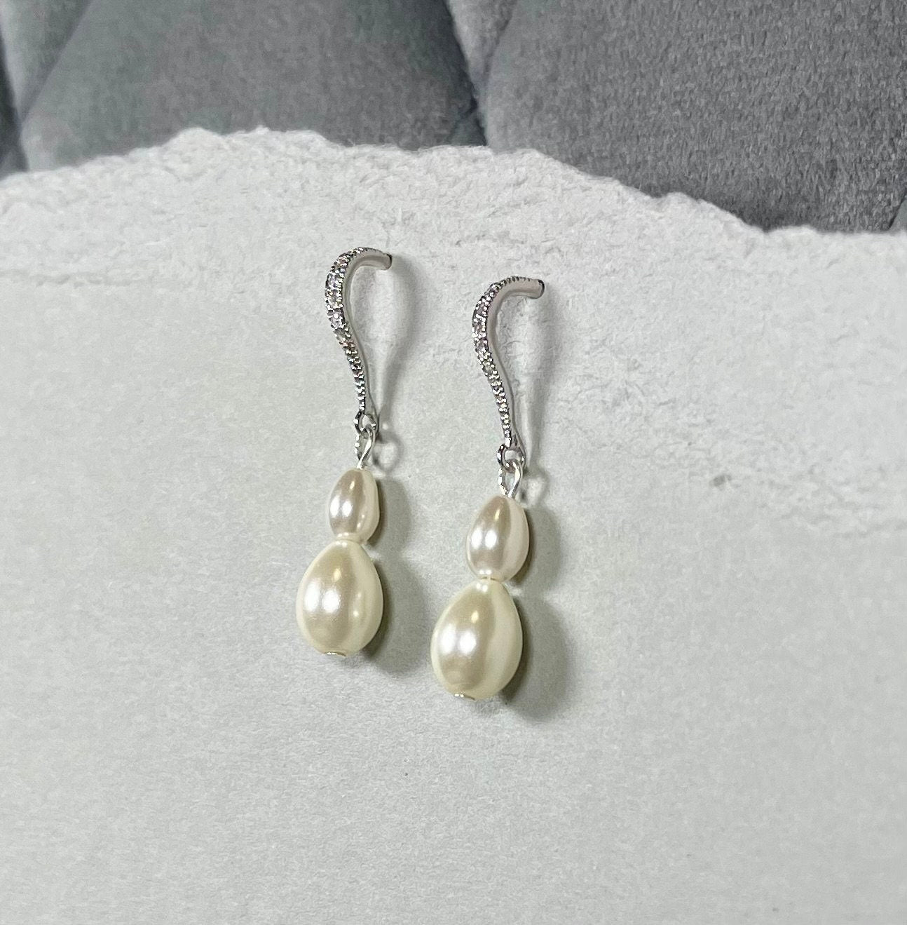 Pearl Drop Earrings with Diamond, Bridal Earrings, Wedding Earrings for Brides, Pearl Jewelry, Bridesmaid Gift, Gift for Her, Teardrop pearl