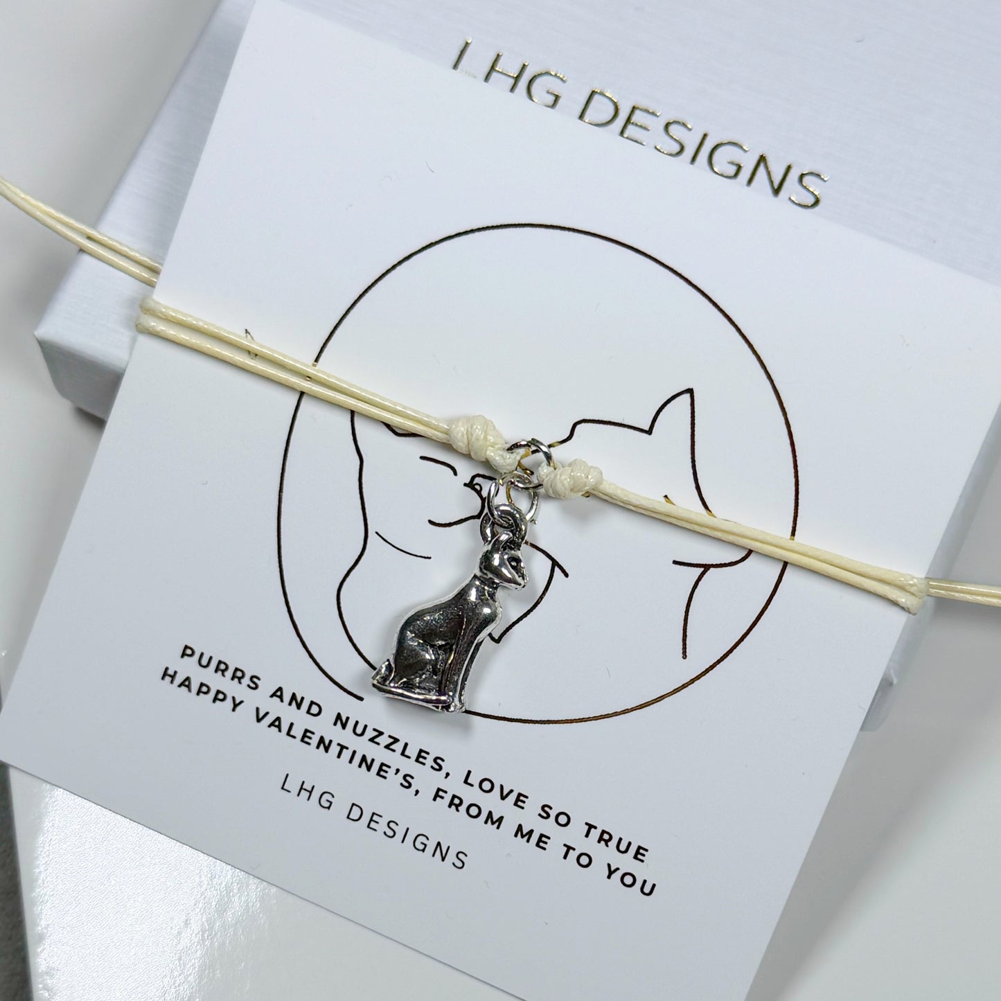 Cat Charm Cord Bracelet – Valentine’s Day Gift for Cat Lovers, Cute Minimalist Bracelet, Adjustable Friendship Bracelet, Galentine’s Gift