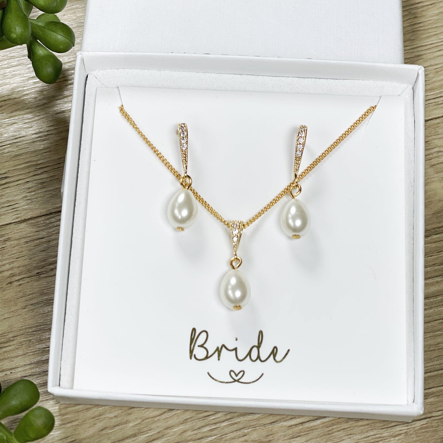 Freshwater Pearl Drop earrings and necklace, Ivory / White Pearl, Teardrop Pearl earrings, Pearl Bridal Set, Wedding Jewellery,